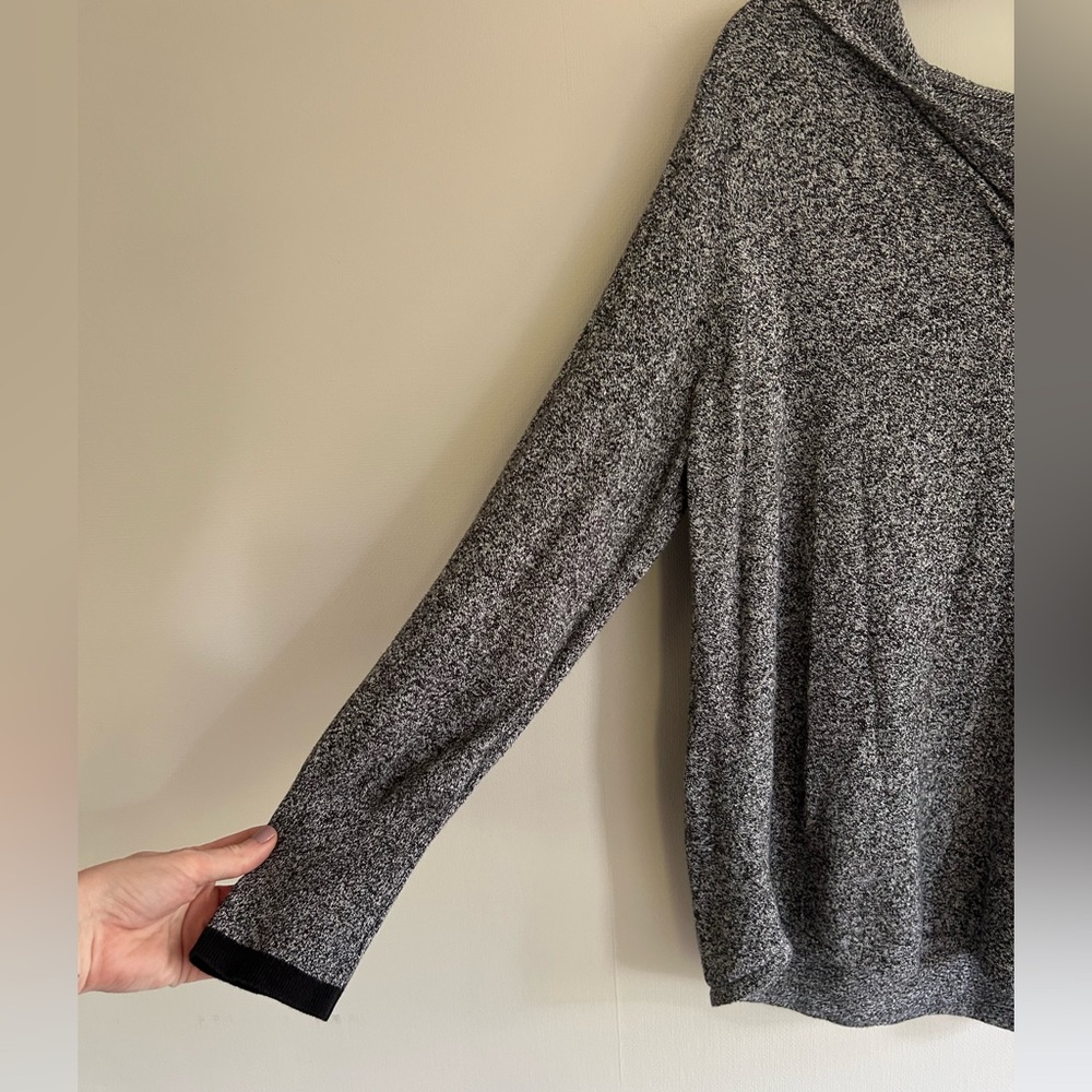 NIC+ZOE The Vital Hoodie Black Mix Stretch Knit V-Neck Pullover Sweater Comfy XL - Picture 5 of 13